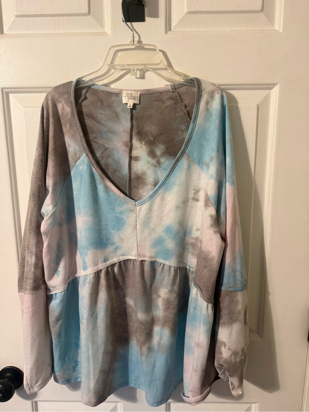 Ava James Women's Tie-Dye V-Neck Babydoll Tunic - Blue Gray Pink